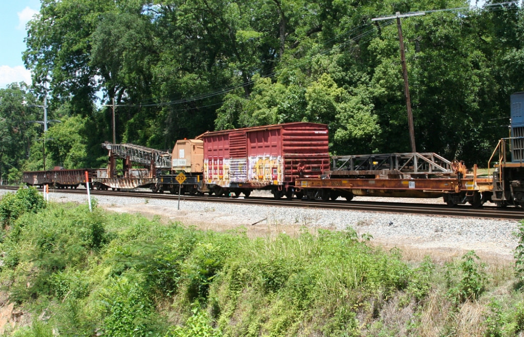 CSX crane train